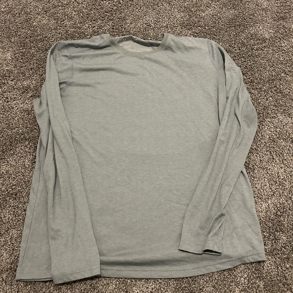 Under Armour Men's Heather Gray Long Sleeve Tee